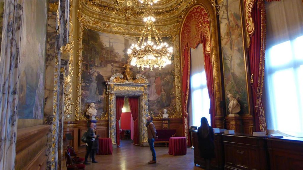 Le foyer