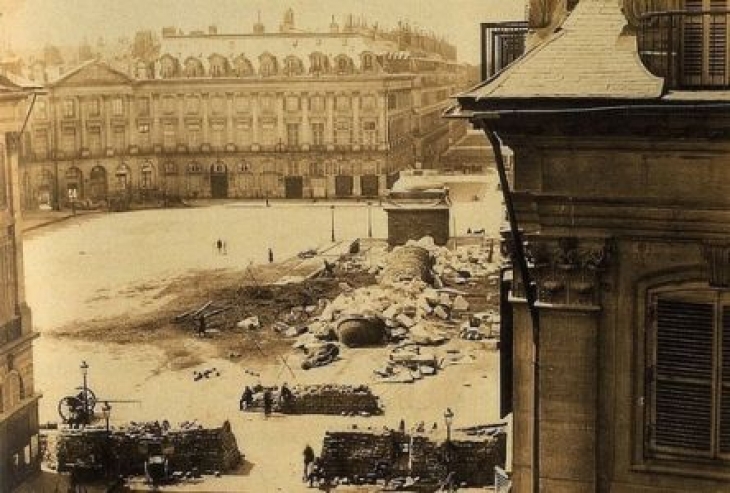 Destruction de la colonne Vendôme sous la commune